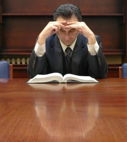 iStock_000010998912 LAWYER COGITATES 420 iStock_000010998912 LAWYER COGITATES 420