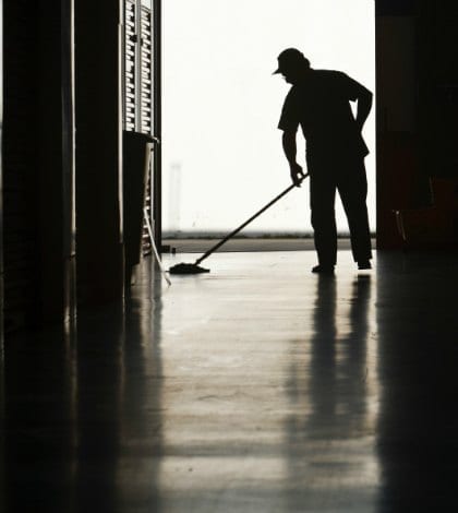 NIGHT JANITOR_000016269154-420 NIGHT JANITOR_000016269154-420