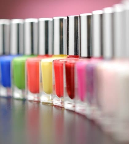 NAIL POLISH BOTTLES 000014063530 420 NAIL POLISH BOTTLES 000014063530 420