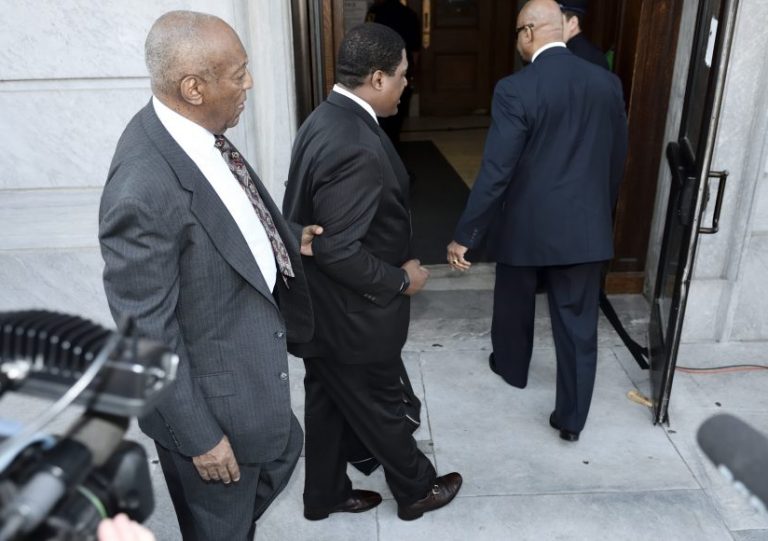 Bill Cosby sexual assault case heads to trail Norristown, PA., USA - May 24, 2016; Bill Cosby enters Montgomery County Courthouse in Norristown, PA for a preliminary hearing in the sexual assault case against him.