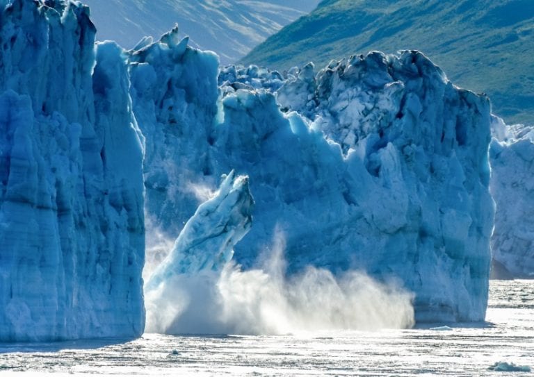 calving-glacier-alaska-hubbard-glacier-a-huge-iceberg-calves-into-picture-id1061549950