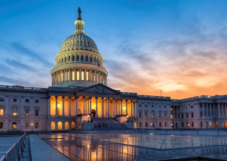 capitol-building-at-sunset-picture-id1223379619