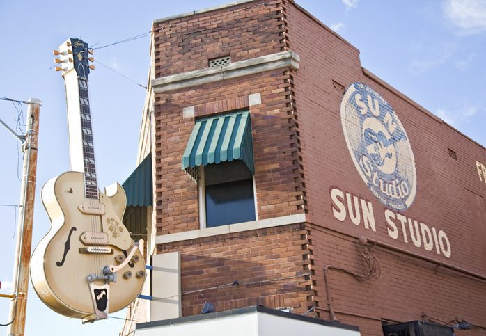 Gibson guitar 3-D sign hanging in front of Sun Studio.
