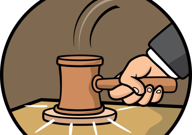 Cartoonish illustration of a judge's hand holding a gavel that is striking a table.