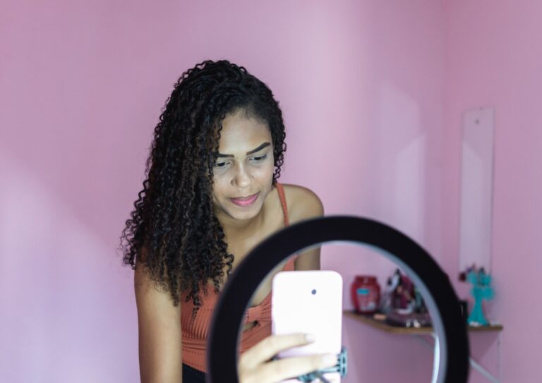 black-young-woman-filming-herself-dancing-at-home-to-share-on-social-media.jpg_s=1024x1024&w=is&k=20&c=Zo5MEFAq3ITGjl85U2y9LQ_1bWa1-Zsuei0TtXYltto= TikTok Faces Fines for Violating Children’s Privacy