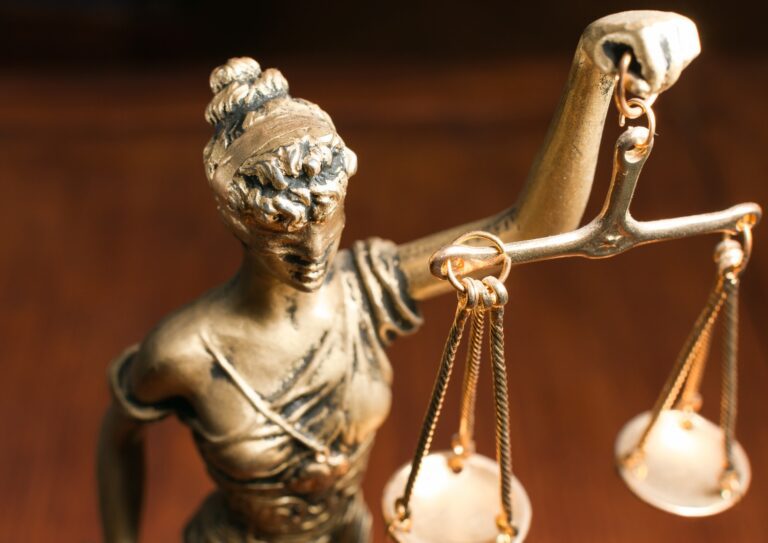 5 Ways Legal Ops Drives Business Efficiency